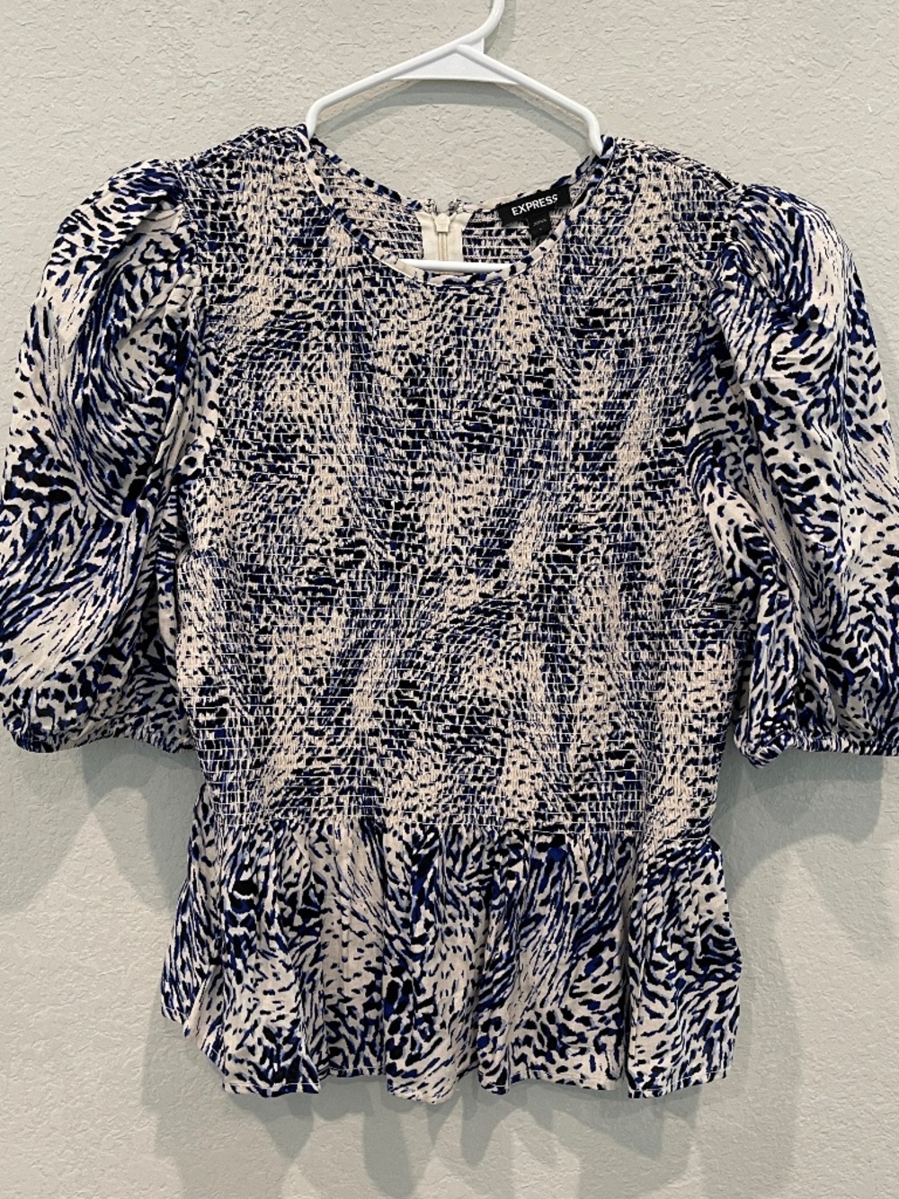 Express Peplum Top Women's L Smocked Puff Sleeve Blouse Blue Linen Blend